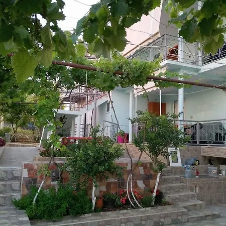 Holiday Minaj Casa rural Ksamil