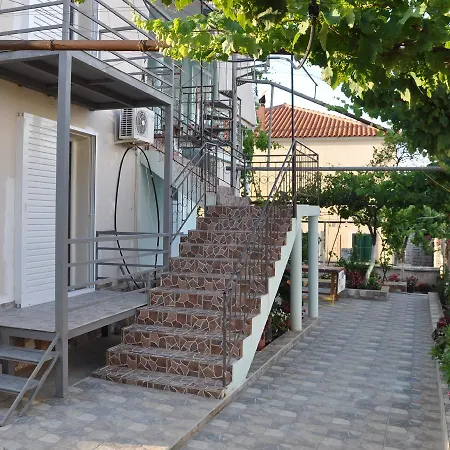 Holiday Minaj Casa rural